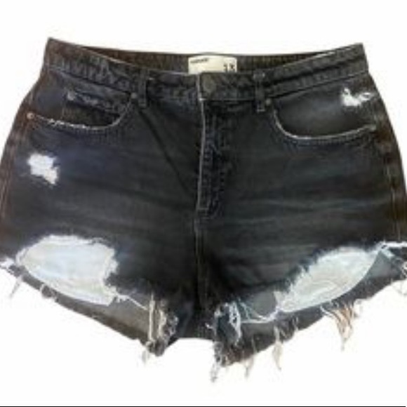 Garage shorts - Picture 1 of 6